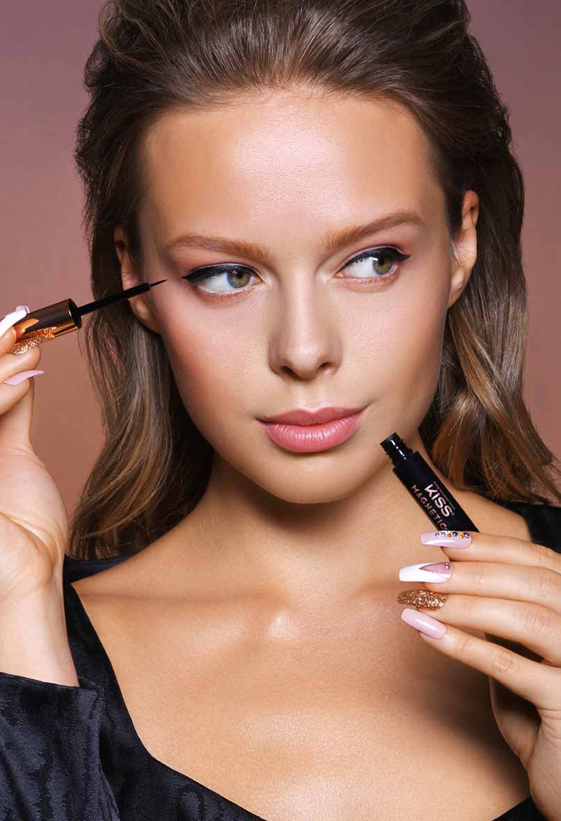 Magnetik Takma Kirpikler